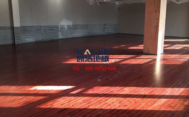 臨沂飛天舞蹈學校，C級板式～436平米舞蹈室木地板安裝