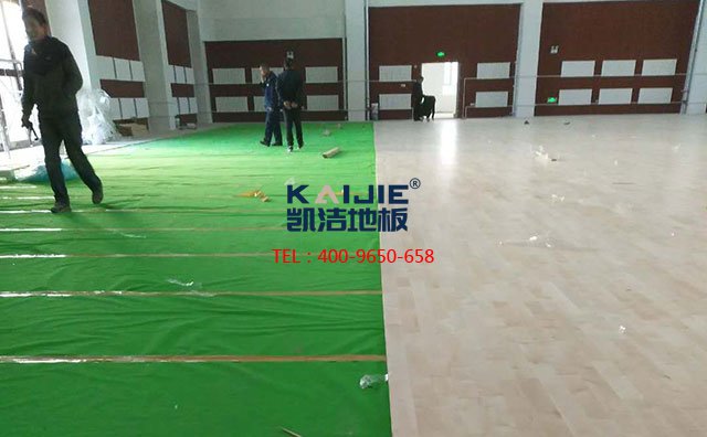 籃球館木地板為什么會變色？怎么預防籃球木地板變色？——凱潔地板