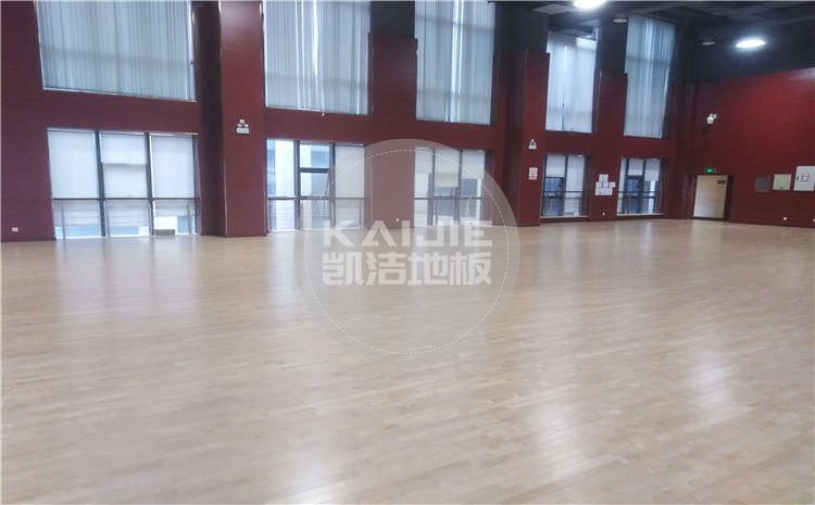 浙江浙能中煤舟山煤電公司籃球館木地板項(xiàng)目