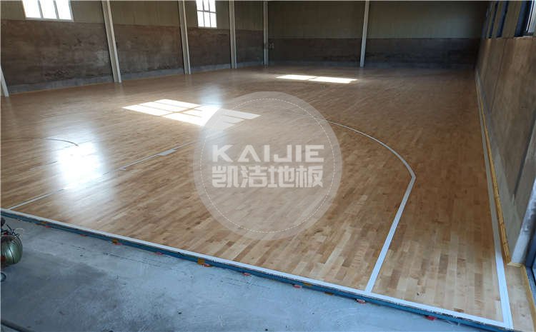 北京攀天紅文化產業(yè)園籃球館木地板案例